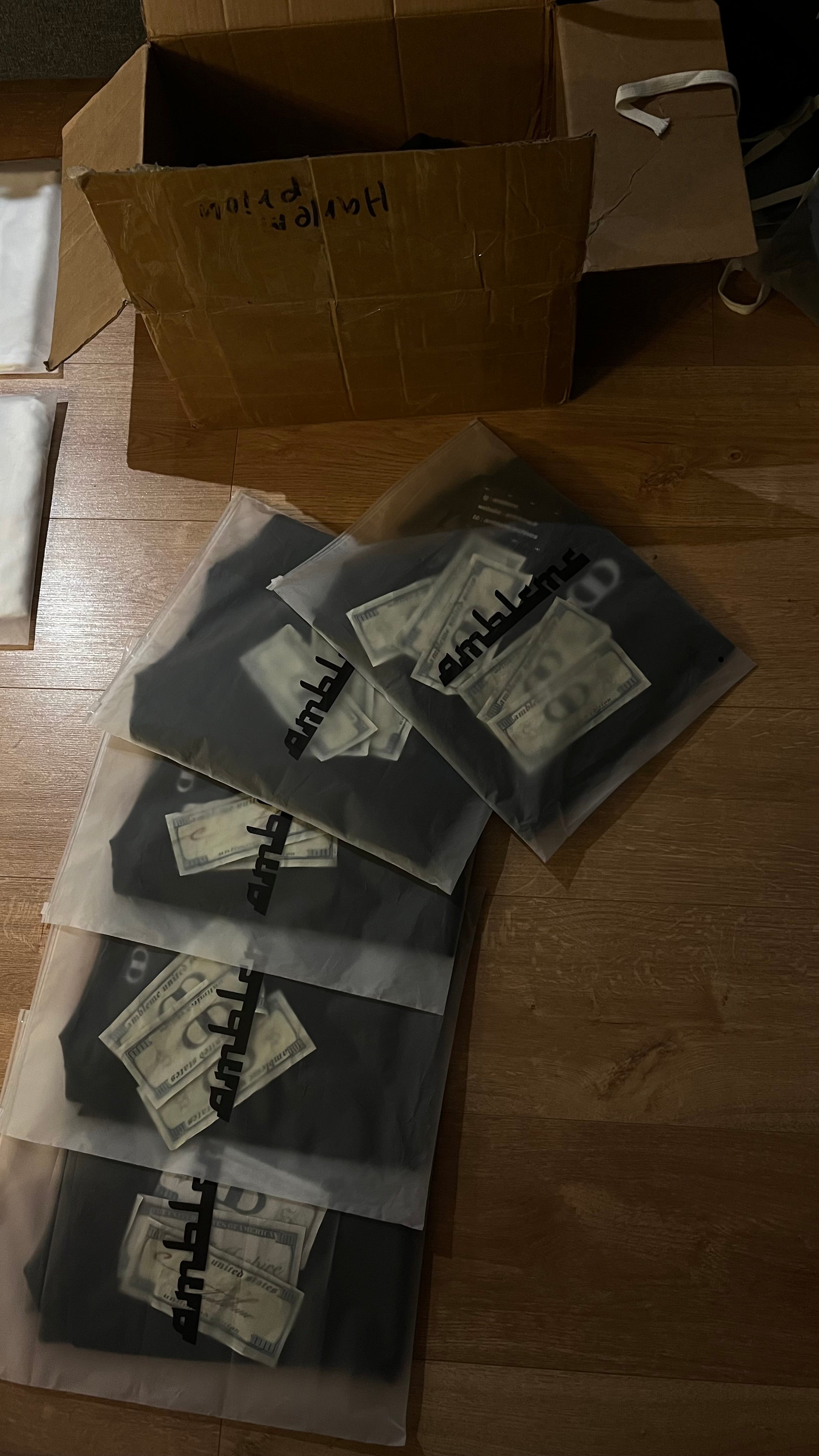 Longsleeve AMBLM - PRECOMMANDE