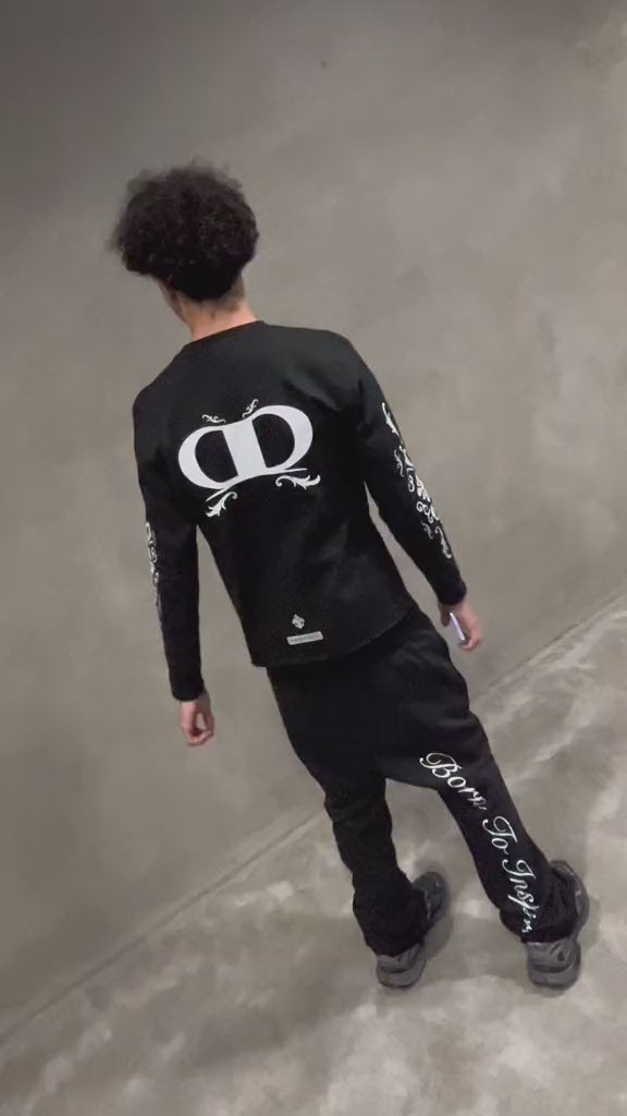 Black Longsleeve AMBLM